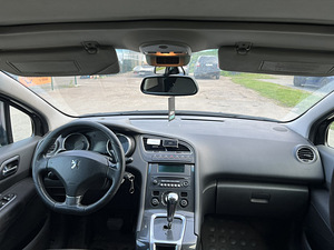 PEUGEOT 5008 (10 foto / 11)