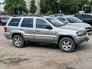 JEEP GRAND CHEROKEE (3 foto / 9)