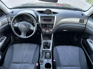 SUBARU FORESTER (9 foto / 10)