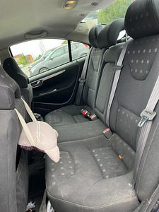 VOLVO S60 (10 foto / 10)