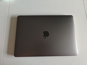Macbook Pro 13" 4 ports late 2019 8/256 (2 foto / 8)