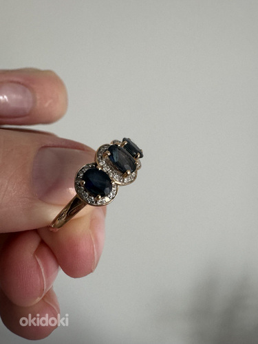 Золотое кольцо с сапфирами и бриллиантами (фото #3)