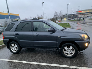 Kia Sportage 2.0 104 kW 2009 (5 foto / 9)