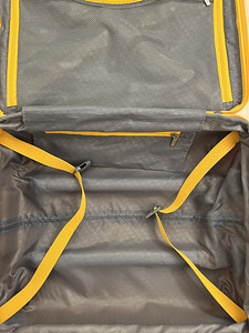 Käsipagas American Tourister soundbox (3 foto / 3)