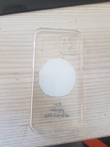 Läbipaistev silikoonist ümbris iphone 12 jaoks (2 foto / 2)