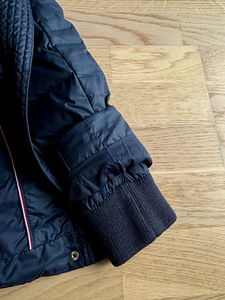Tommy Hilfiger sulejope, suurus XS (5 foto / 5)