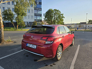 Citroen C4 1.2 96kW 2015a, automaat (EI OLE ROBOT) (6 foto / 13)