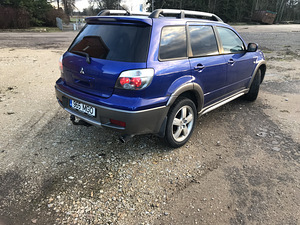 Mitsubishi Outlander 2.4 118kvt 2006 (4 foto / 15)
