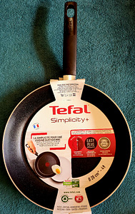 Сковорода Tefal Simplicity+ (1 фото из 2)