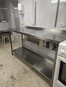 Kaubanduslik Roostevabast Terasest Köögilaud (5 foto / 6)