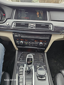 BMW 740 (3 фото из 5)