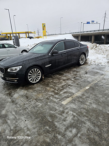 BMW 740 (5 фото из 5)
