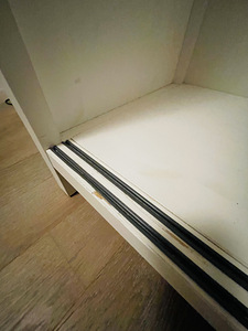 IKEA HEMNES sarja voodi, kummut, riidekapp, öökapid (6 foto / 10)