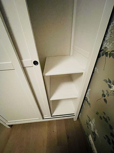 IKEA HEMNES sarja voodi, kummut, riidekapp, öökapid (8 foto / 10)