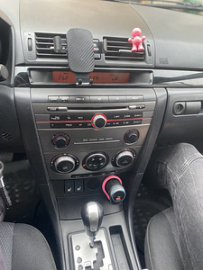 Mazda 3, 2007a, automaatkäigukastiga (10 foto / 10)