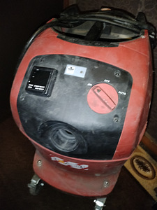 Пылесос Hilti (2 фото из 3)