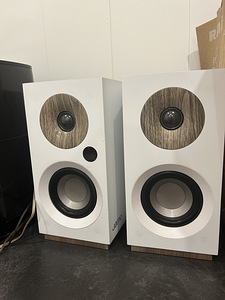 Продам колонки S801pm Jamo (2 фото из 2)