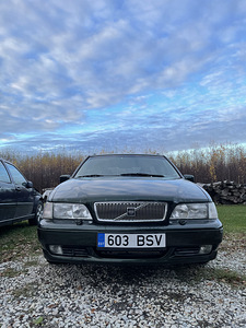 I generatsiooni Volvo V70 (2 foto / 7)