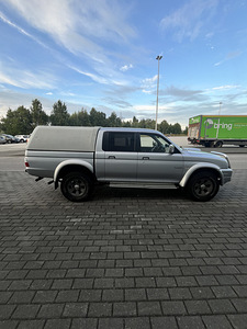 MITSUBISHI L200 2006a pickup truck (5 foto / 11)