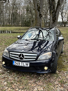 Mercedes-Benz C 220 AMG Style 2.1 125kW (4 foto / 8)