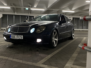 Обменяю w211 (1 фото из 5)