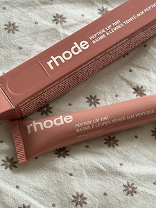 Rhode lip toast
