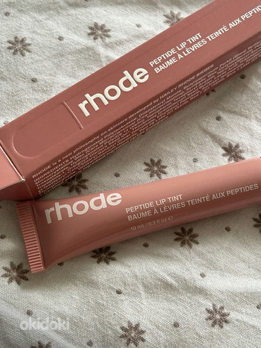 Rhode lip toast