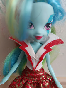 My little pony Equestria girls куда Rainbow Dash (2 фото из 3)