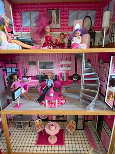Nukumaja ‘KidKraft’ Sparkle Mansion (kõrgus 135cm) (3 foto / 5)