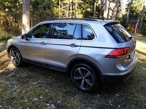 Volkswagen Tiguan Comfortline 180H DSG 4M N1 2.0 132kW (4 foto / 15)