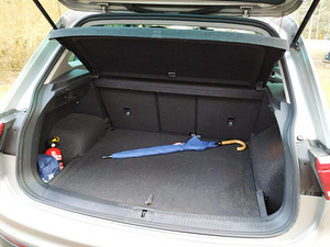 Volkswagen Tiguan Comfortline 180H DSG 4M N1 2.0 132kW (9 foto / 15)