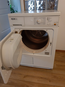 Miele pesukuivati (2 foto / 5)