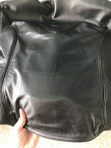 Nahast itaalia motojope Dainese suurus L (3 foto / 5)