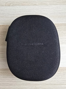 Bowers & wilkins px8 (3 foto / 3)
