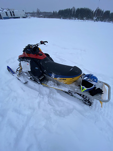 Ski Doo MXZ 800 Rotax 108kW (5 foto / 8)