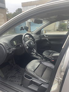 Skoda Octavia2.0d automat (12 foto / 15)