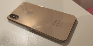 iPhone XS (2 фото из 3)