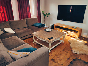 Müüa pikendatav söögilaud + 4 tooli + diivanilaud (4 foto / 5)