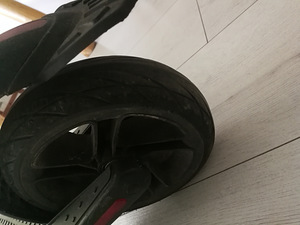 Elektriline roller Ninebot Segway Es4 (5 foto / 5)
