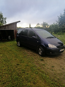 Ford galaxy 1.9tdi (3 foto / 5)