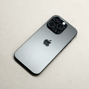 Apple iPhone 16 Pro, 256gb, Black Titanium (3 foto / 3)