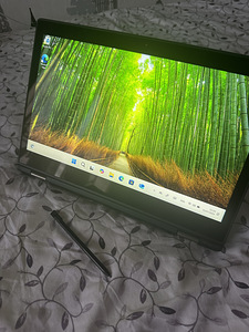 Lenovo ThinkPad L390 Yoga (2 foto / 4)