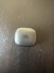 JBL (1 foto / 2)