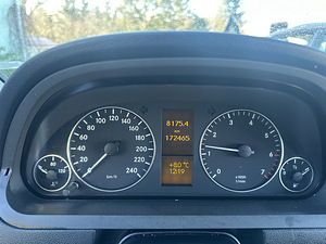 Продам MERCEDES-BENZ A 160 (9 фото из 15)