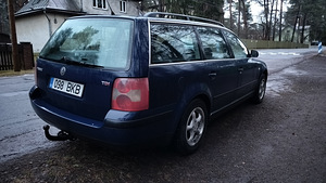 VW Passat 1.9tdi 96kw (2 foto / 10)