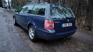VW Passat 1.9tdi 96kw (4 foto / 10)
