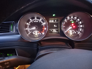 Skoda superb 2011 1.8 бензин автомат (2 фото из 8)