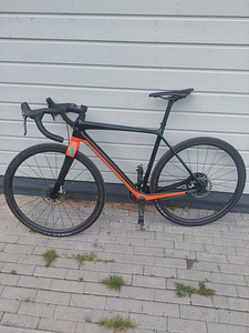 Müüa gravel rattas