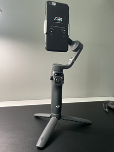 DJI Osmo Mobile 6, slate gray. (3 foto / 8)
