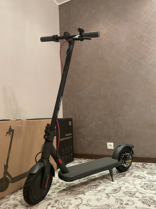 Xiaomi Electric Scooter 4 (1 foto / 6)
